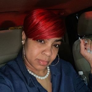 Meet your Posher, Emise